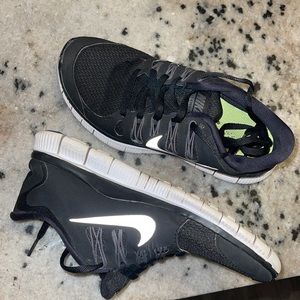 Black Nike Free 5.0